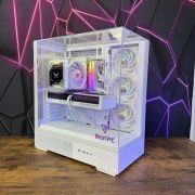 Игровой компьютер:AMD Ryzen 7 9800x3D+GeForce RTX 5070 12 gb